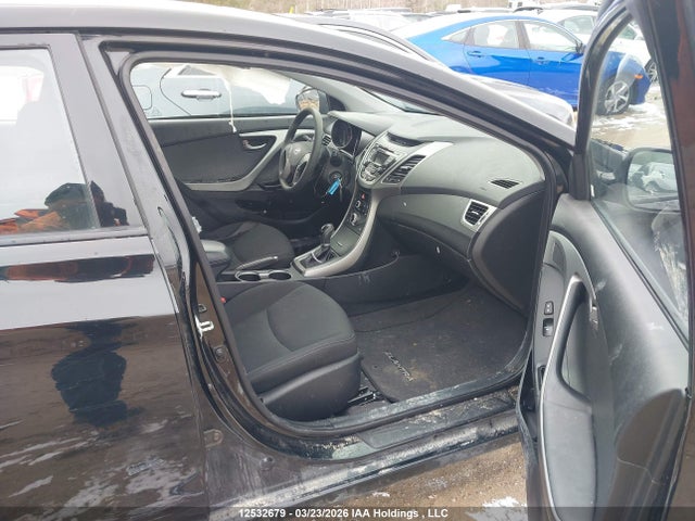 12532679 :رقم المزاد ، 5NPDH4AE4FH572373 vin ، 2015 Hyundai Elantra مزاد بيع