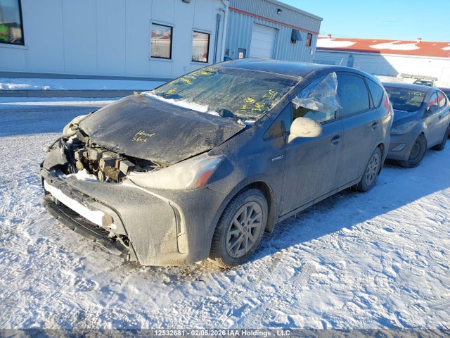 JTDZN3EU1FJ022386 Toyota PRIUS V