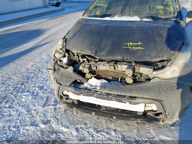 JTDZN3EU1FJ022386 Toyota PRIUS V