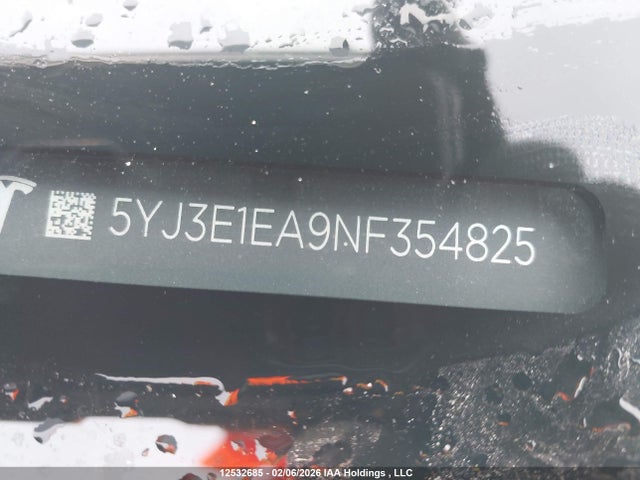 5YJ3E1EA9NF354825 Tesla Model 3 Rwd/standard Range