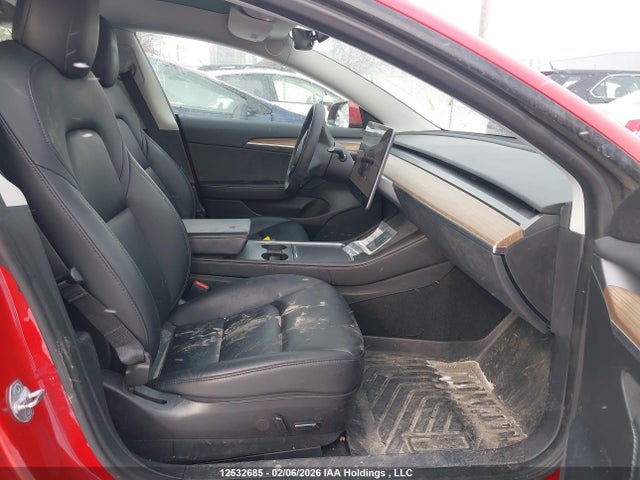 5YJ3E1EA9NF354825 Tesla Model 3 Rwd/standard Range