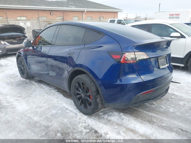 7SAYGDEF4NF307279 Tesla Model Y