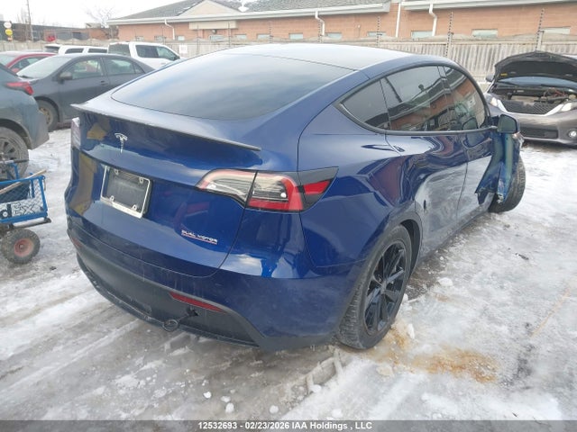 7SAYGDEF4NF307279 Tesla Model Y