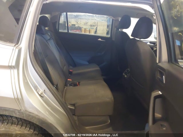 3VV2B7AX7MM118655 Volkswagen Tiguan Se/se R-line Black/sel
