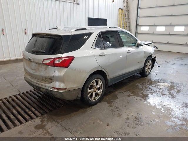 2GNAXVEV9J6283242 Chevrolet Equinox Premier