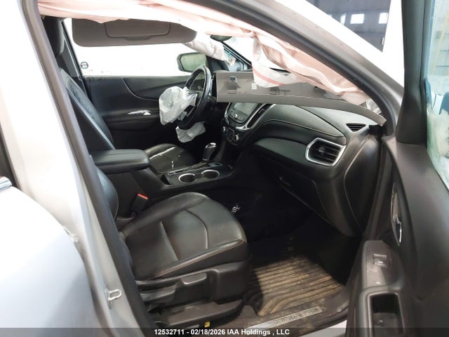 2GNAXVEV9J6283242 Chevrolet Equinox Premier