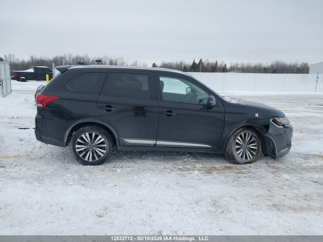 Mitsubishi Outlander 2020 JA4AZ2A33LZ608006 Image 13