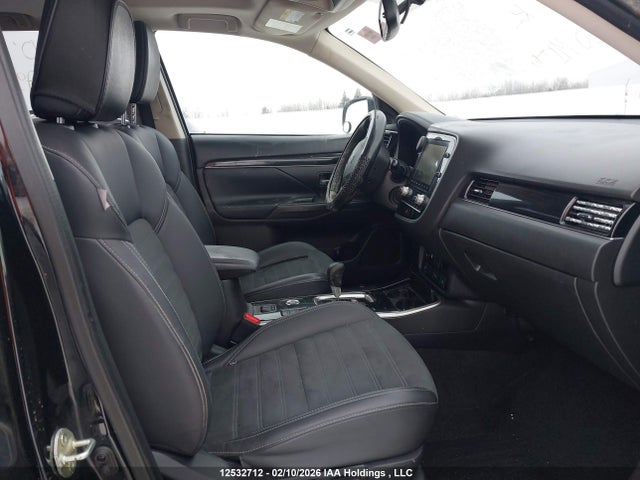 Mitsubishi Outlander 2020 JA4AZ2A33LZ608006 Image 5