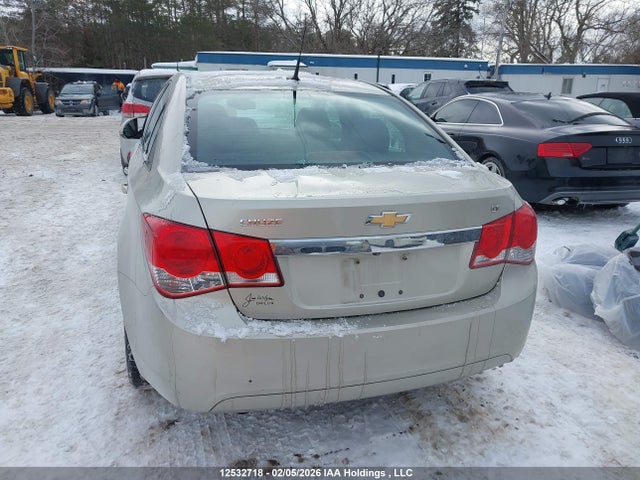1G1PC5SB5E7337627 Chevrolet Cruze