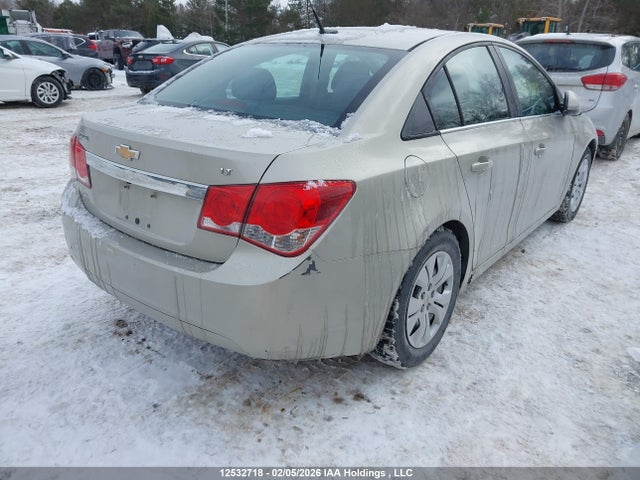1G1PC5SB5E7337627 Chevrolet Cruze