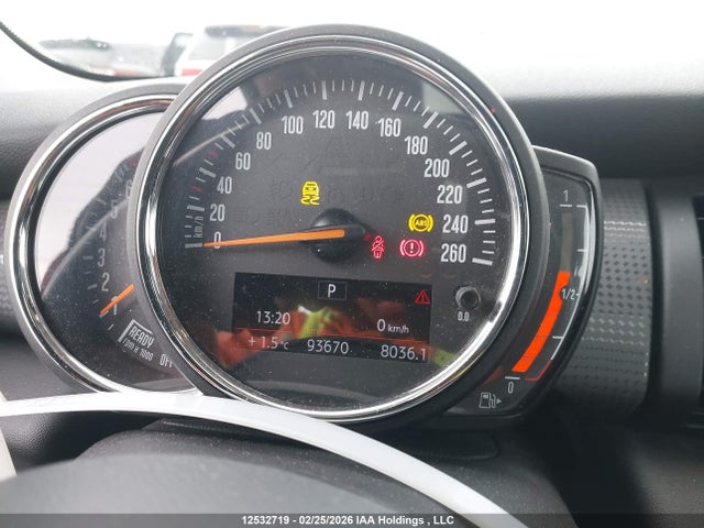 WMWXP5C53J2G62627 Mini 3 Door Cooper