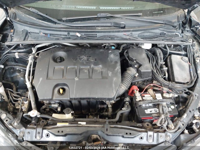 2T1BURHE2JC002762 Toyota COROLLA SE