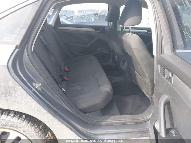 1VWAS7A36FC073104 Volkswagen Passat 1.8 Tsi Trendline