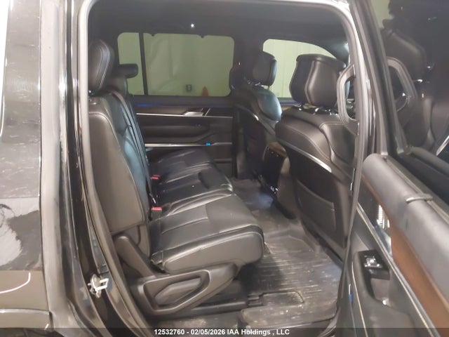 1C4SJVEJ1NS127307 Jeep Grand Wagoneer Series I