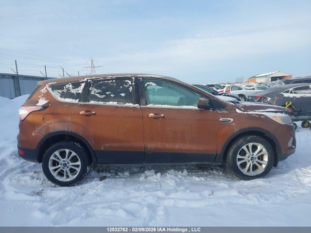 1FMCU0GD3HUF00065 Ford ESCAPE SE