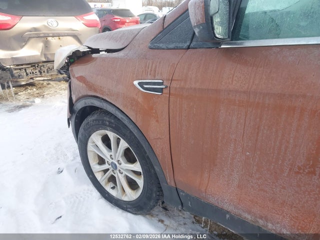 1FMCU0GD3HUF00065 Ford ESCAPE SE
