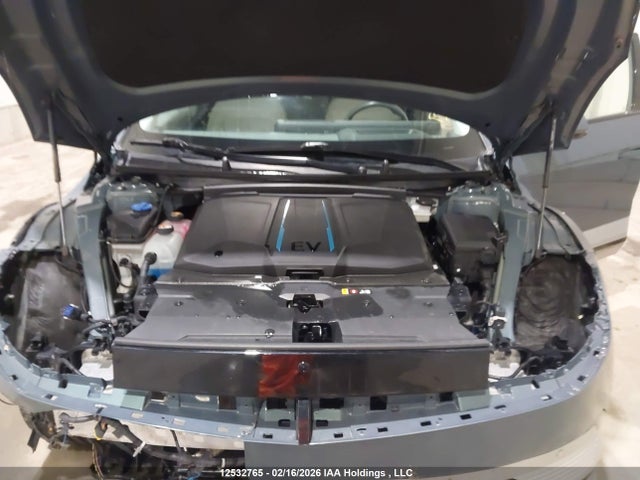 Продаж на аукціоні авто 2022 Hyundai Ioniq 5 Limited, vin: KM8KRDAF1NU086150, номер лоту: 12532765