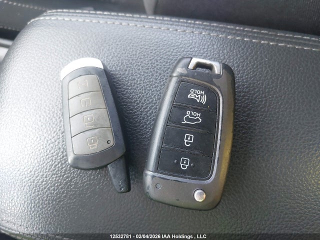 KMHH35LE5JU036092 Hyundai Elantra Gt Gl