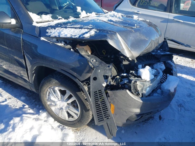 WVGJV7AX4FW559322 Volkswagen Tiguan S/se/sel/r-line