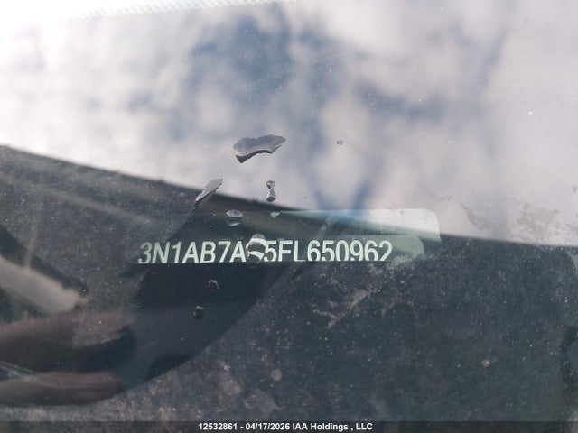 12532861 :رقم المزاد ، 3N1AB7AP5FL650962 vin ، 2015 Nissan Sentra 1.8 S/1.8 Sl/1.8 Sr/1.8 Sv مزاد بيع