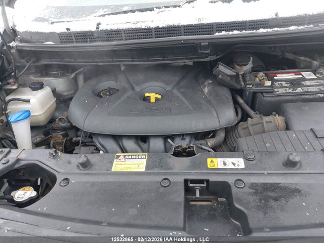 KNAHT8A35E7063334 KIA Rondo Lx
