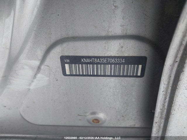 KNAHT8A35E7063334 KIA Rondo Lx
