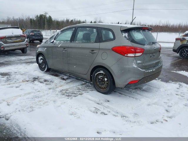 KNAHT8A35E7063334 KIA Rondo Lx