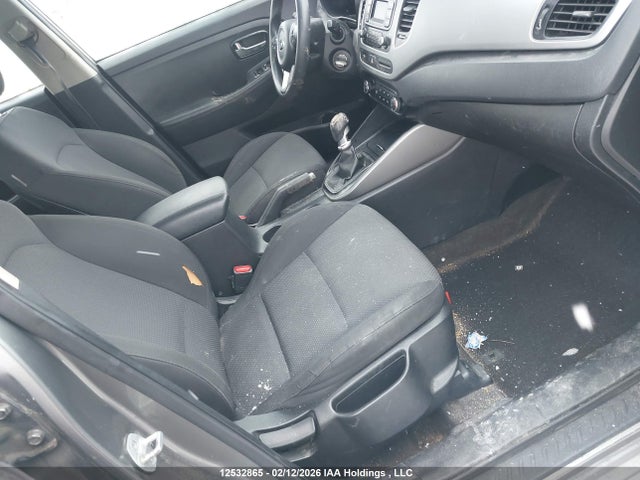 KNAHT8A35E7063334 KIA Rondo Lx