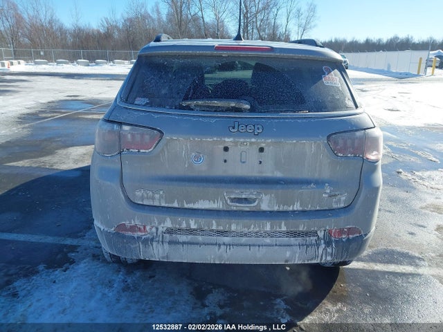 Jeep Compass Latitude 2022 3C4NJDBB0NT130038 Image 16