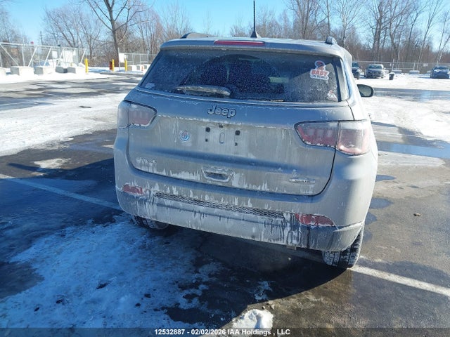 Jeep Compass Latitude 2022 3C4NJDBB0NT130038 Image 6