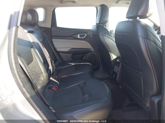 Jeep Compass Latitude 2022 3C4NJDBB0NT130038 Image 8