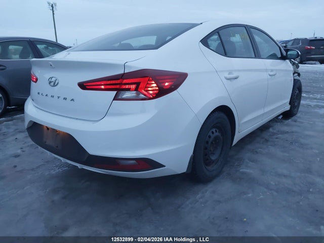 KMHD74LF3KU805602 Hyundai Elantra Essential