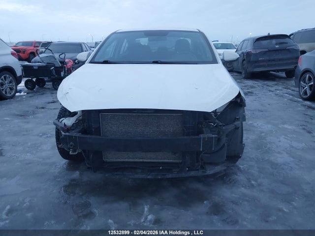 KMHD74LF3KU805602 Hyundai Elantra Essential