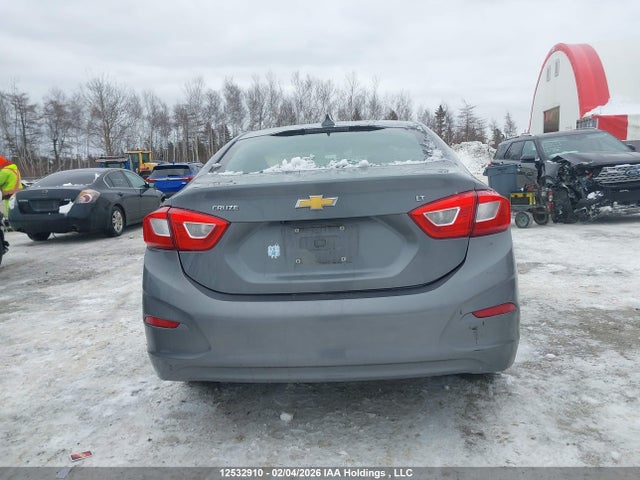 1G1BE5SMXJ7164803 Chevrolet CRUZE LT