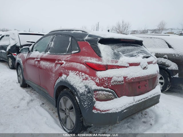 KM8K23AG9MU124701 Hyundai Kona Electric Preferred With Two-tone Roof
