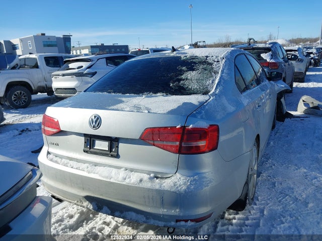 3VW1K7AJ7FM247324 Volkswagen Jetta 2.0l Trendline/2.0l Trendline+