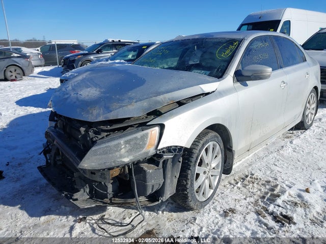 3VW1K7AJ7FM247324 Volkswagen Jetta 2.0l Trendline/2.0l Trendline+
