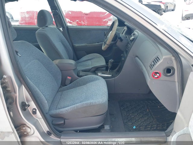 12532944 :رقم المزاد ، KNAGD126655435817 vin ، 2005 Kia Magenta مزاد بيع