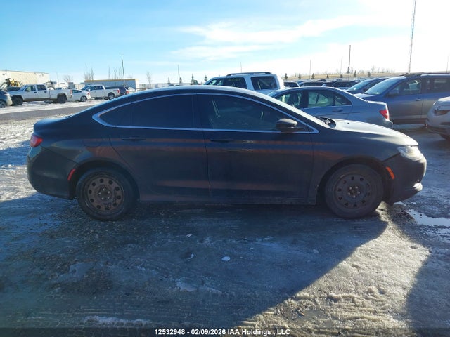 Chrysler 200 LX 2015 1C3CCCFB6FN645525 Image 13