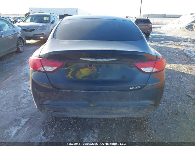 Chrysler 200 LX 2015 1C3CCCFB6FN645525 Image 16