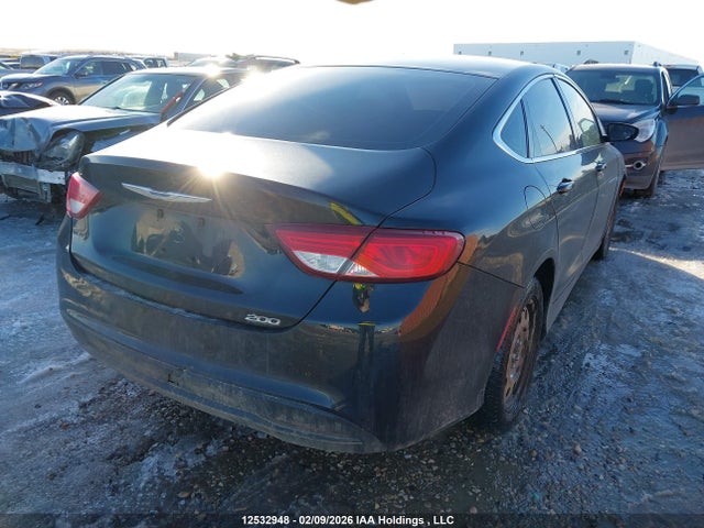 Chrysler 200 LX 2015 1C3CCCFB6FN645525 Image 4