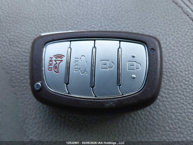 5NPE24AF5FH199939 Hyundai SONATA GLS