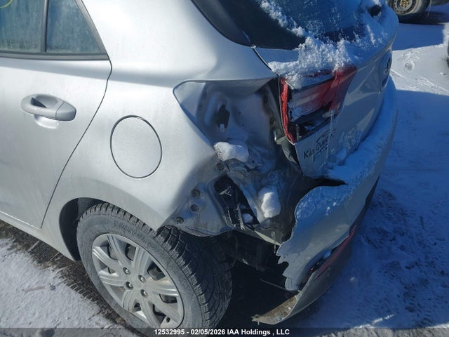 3KPA25AD7ME397040 KIA Rio Lx Premium/lx+