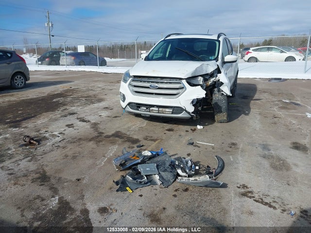 12533008 :رقم المزاد ، 1FMCU9HD3JUA37403 vin ، 2018 Ford Escape Sel مزاد بيع