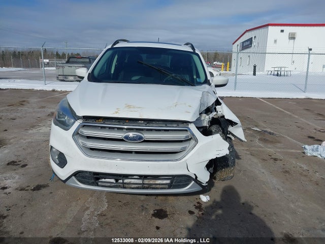 12533008 :رقم المزاد ، 1FMCU9HD3JUA37403 vin ، 2018 Ford Escape Sel مزاد بيع