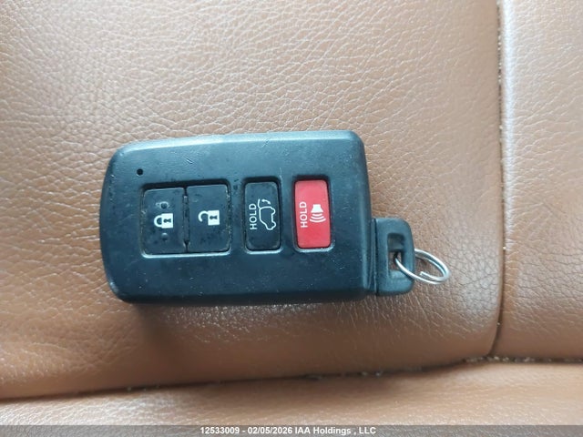 Aukcja sprzedaży 2016 Toyota Rav4 Hv Limited, vin: JTMDJREV2GD004867, numer aukcji: 12533009