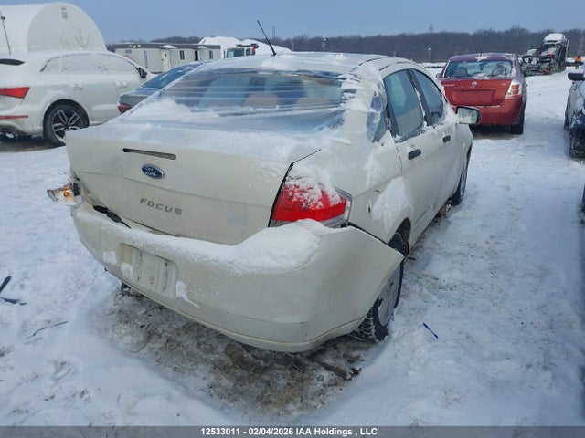 12533011 :رقم المزاد ، 1FAHP3EN0BW131391 vin ، 2011 Ford Focus مزاد بيع