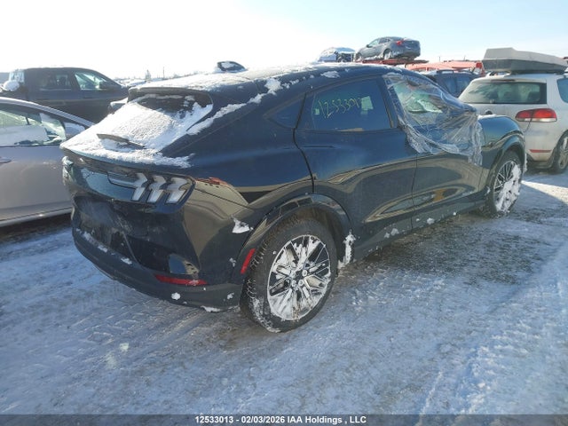 2025 Ford Mustang Mach-e Premium მანქანა იყიდება აუქციონზე, vin: 3FMTK3SU8SMA20758, აუქციონის ნომერი: 12533013