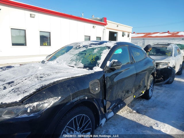 2025 Ford Mustang Mach-e Premium მანქანა იყიდება აუქციონზე, vin: 3FMTK3SU8SMA20758, აუქციონის ნომერი: 12533013