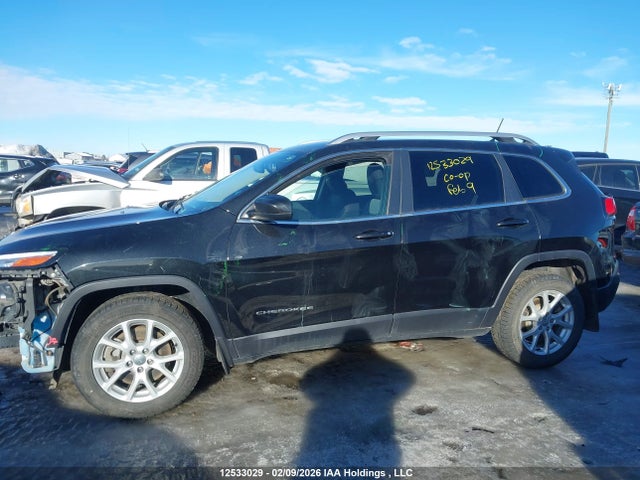 1C4PJLCS1EW316358 Jeep Cherokee Latitude